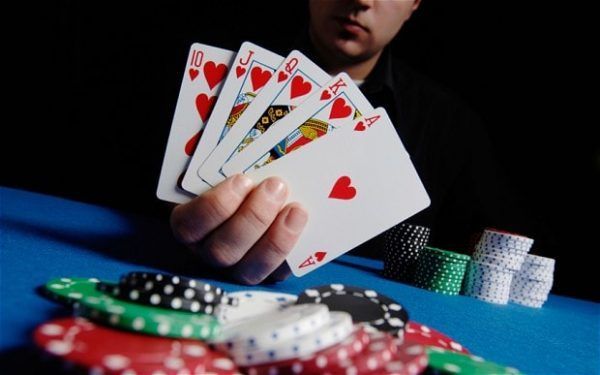Euro Jackpot کیسینو میں بکراٹکھیلیں