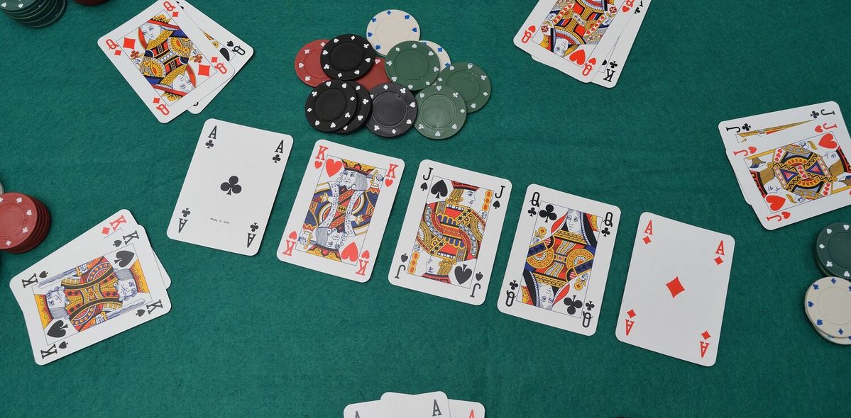 Euro Jackpot کیسینو میں پوکر گیمز