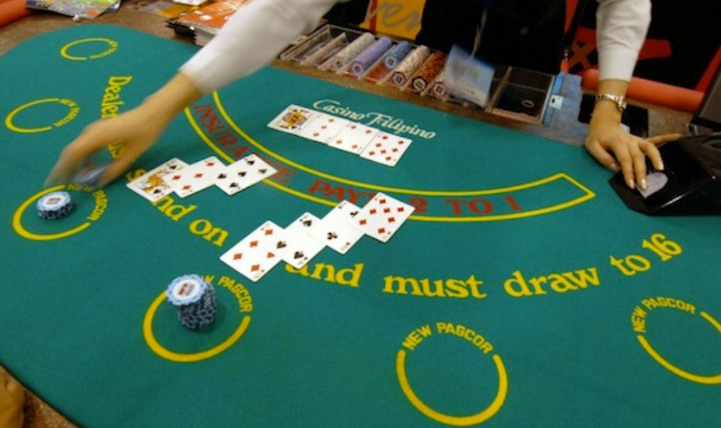 ایک اکاؤنٹ بنائیں یا Euro Jackpot کیسینو میں لاگ ان کریں۔